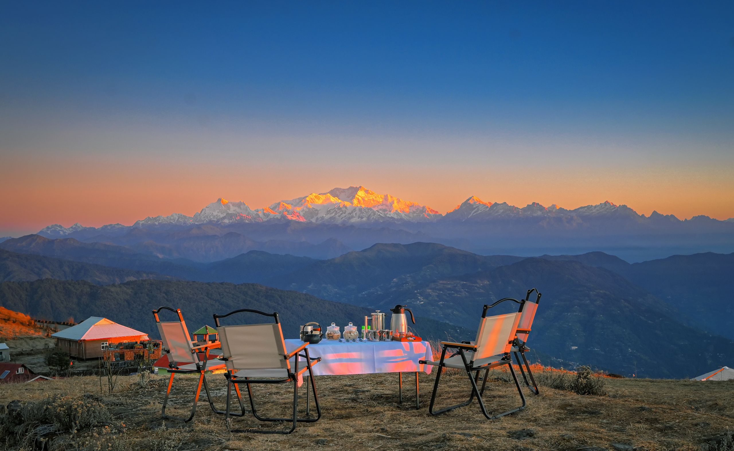 Top attractions in Singalila National Park including Red Panda sightings, Himalayan views and Sandakphu trekking